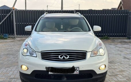 Infiniti QX50 I рестайлинг, 2014 год, 2 050 000 рублей, 3 фотография