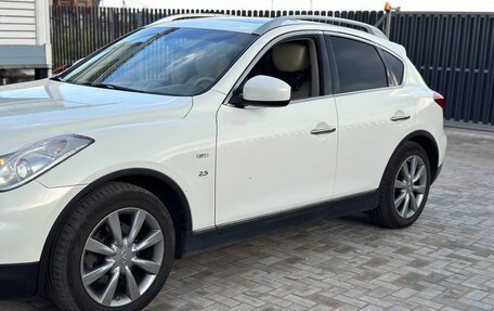 Infiniti QX50 I рестайлинг, 2014 год, 2 050 000 рублей, 2 фотография