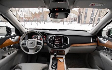 Volvo XC90 II рестайлинг, 2017 год, 4 990 000 рублей, 13 фотография