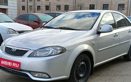 Daewoo Gentra II, 2013 год, 800 000 рублей, 1 фотография