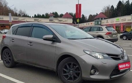 Toyota Auris II, 2013 год, 1 280 000 рублей, 8 фотография