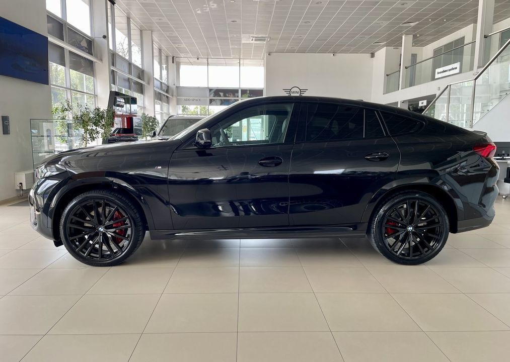BMW X6, 2023 год, 16 500 000 рублей, 9 фотография