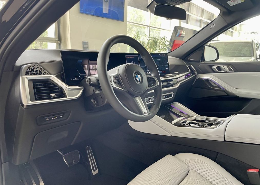 BMW X6, 2023 год, 16 500 000 рублей, 11 фотография