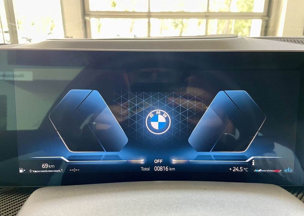 BMW X6, 2023 год, 16 500 000 рублей, 13 фотография