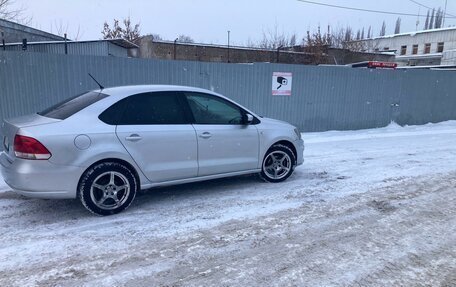 Volkswagen Polo VI (EU Market), 2012 год, 680 000 рублей, 2 фотография