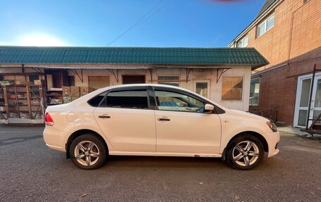 Volkswagen Polo VI (EU Market), 2011 год, 750 000 рублей, 4 фотография