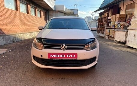 Volkswagen Polo VI (EU Market), 2011 год, 750 000 рублей, 2 фотография