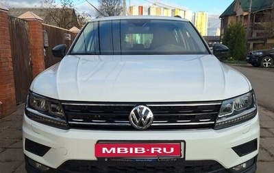 Volkswagen Tiguan II, 2019 год, 2 700 000 рублей, 1 фотография