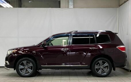 Toyota Highlander III, 2013 год, 2 300 000 рублей, 8 фотография