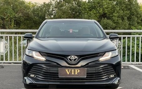 Toyota Camry, 2020 год, 2 400 000 рублей, 2 фотография