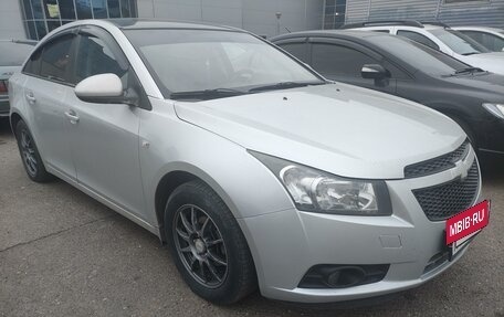 Chevrolet Cruze II, 2010 год, 550 000 рублей, 4 фотография