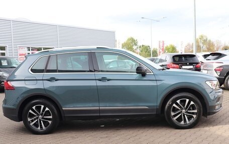 Volkswagen Tiguan II, 2021 год, 2 150 000 рублей, 25 фотография