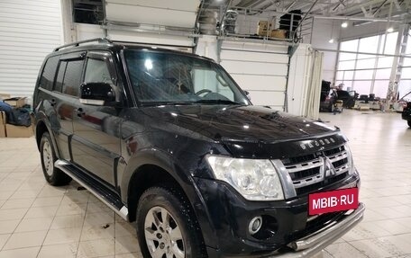 Mitsubishi Pajero IV, 2011 год, 1 850 000 рублей, 2 фотография