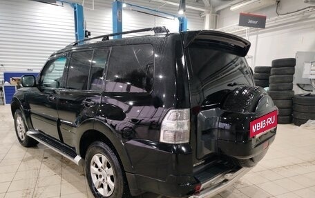 Mitsubishi Pajero IV, 2011 год, 1 850 000 рублей, 4 фотография