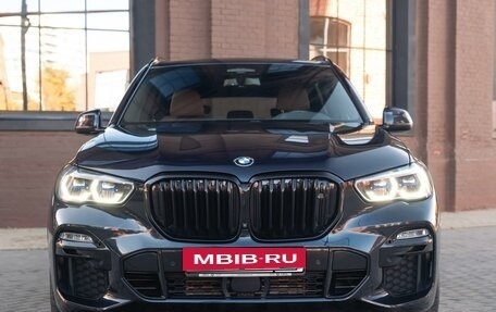 BMW X5, 2021 год, 9 298 000 рублей, 2 фотография