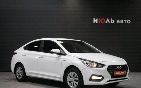 Hyundai Solaris II рестайлинг, 2017 год, 1 335 000 рублей, 3 фотография