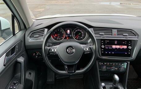 Volkswagen Tiguan II, 2017 год, 2 675 000 рублей, 17 фотография