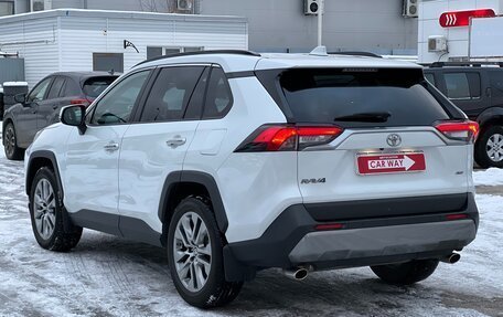 Toyota RAV4, 2021 год, 4 480 000 рублей, 4 фотография