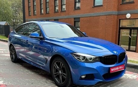 BMW 3 серия, 2018 год, 2 950 000 рублей, 1 фотография