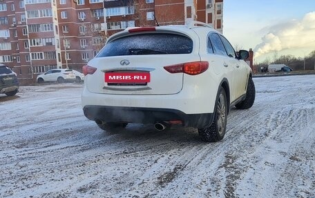 Infiniti FX II, 2012 год, 2 600 000 рублей, 3 фотография