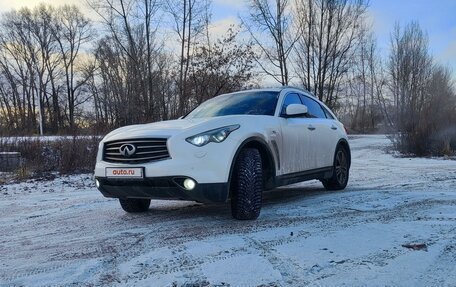 Infiniti FX II, 2012 год, 2 600 000 рублей, 10 фотография