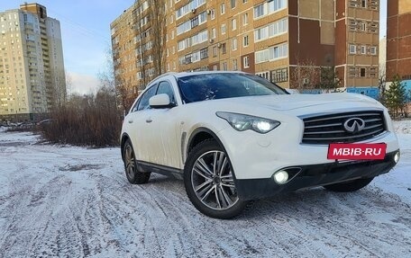 Infiniti FX II, 2012 год, 2 600 000 рублей, 8 фотография