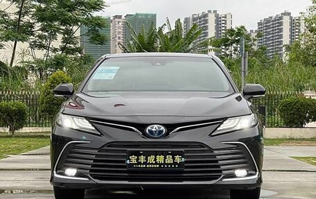 Toyota Camry, 2021 год, 2 650 000 рублей, 2 фотография