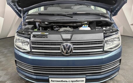 Volkswagen Multivan T6 рестайлинг, 2018 год, 4 099 700 рублей, 18 фотография