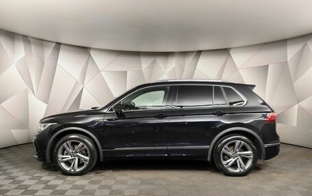 Volkswagen Tiguan II, 2021 год, 4 345 700 рублей, 5 фотография