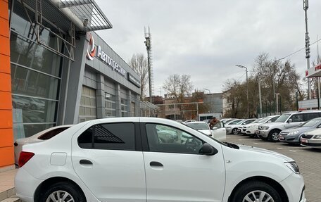 Renault Logan II, 2019 год, 890 000 рублей, 4 фотография