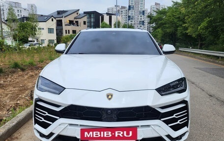 Lamborghini Urus I, 2021 год, 23 550 000 рублей, 2 фотография