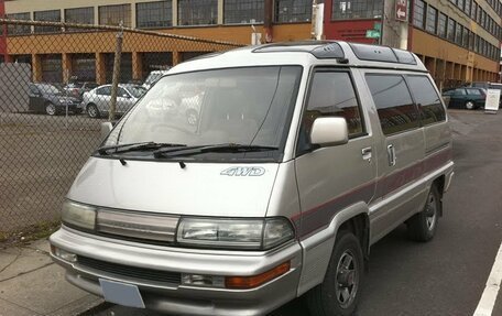 Toyota MasterAce Surf, 1990 год, 190 000 рублей, 1 фотография