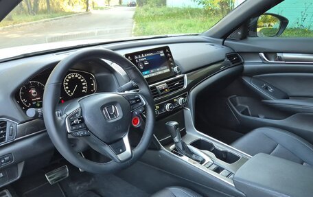 Honda Accord IX рестайлинг, 2022 год, 2 980 000 рублей, 18 фотография