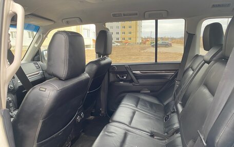 Mitsubishi Pajero IV, 2008 год, 1 720 000 рублей, 14 фотография