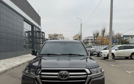 Toyota Land Cruiser 200, 2018 год, 7 900 000 рублей, 1 фотография