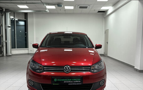 Volkswagen Polo VI (EU Market), 2011 год, 744 000 рублей, 2 фотография