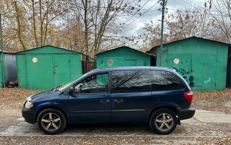 Chrysler Voyager IV, 2001 год, 315 000 рублей, 3 фотография