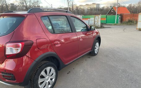 Renault Sandero II рестайлинг, 2015 год, 1 050 000 рублей, 5 фотография