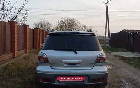 Mitsubishi Outlander III рестайлинг 3, 2006 год, 850 000 рублей, 5 фотография