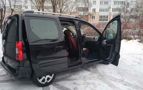 Citroen Berlingo II рестайлинг, 2011 год, 650 000 рублей, 15 фотография