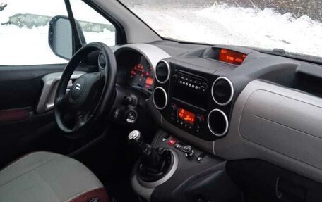 Citroen Berlingo II рестайлинг, 2011 год, 650 000 рублей, 17 фотография