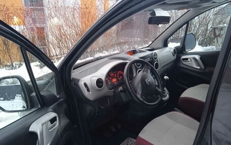 Citroen Berlingo II рестайлинг, 2011 год, 650 000 рублей, 22 фотография