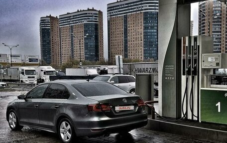 Volkswagen Jetta VI, 2013 год, 1 220 000 рублей, 3 фотография