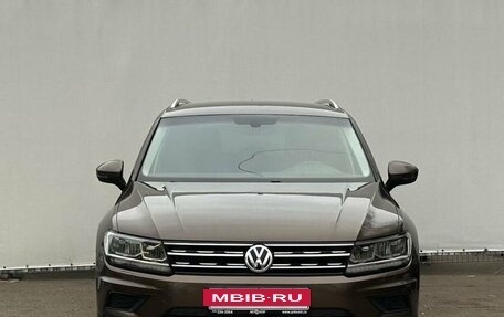 Volkswagen Tiguan II, 2017 год, 2 220 000 рублей, 2 фотография