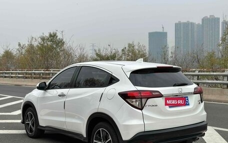 Honda Vezel, 2020 год, 1 550 000 рублей, 5 фотография