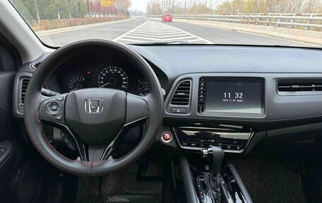 Honda Vezel, 2020 год, 1 550 000 рублей, 8 фотография