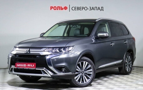 Mitsubishi Outlander III рестайлинг 3, 2021 год, 3 350 000 рублей, 1 фотография