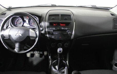 Mitsubishi ASX I рестайлинг, 2012 год, 1 240 000 рублей, 10 фотография