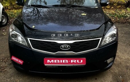 KIA cee'd I рестайлинг, 2010 год, 589 000 рублей, 23 фотография