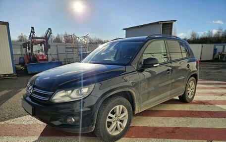 Volkswagen Tiguan I, 2016 год, 1 927 000 рублей, 1 фотография